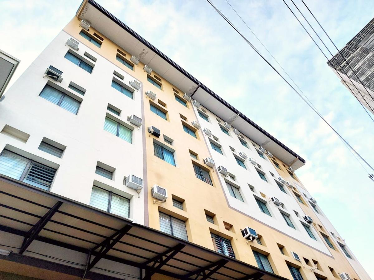 Airobedz Manila - A Value Hotel Eksteriør billede